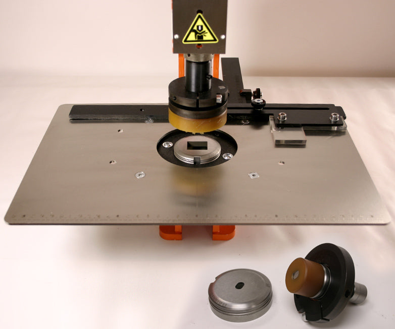 Blechstanzwerkzeug Gehärtet und Geschliffen, Maßanfertigung nach Kundenvorgaben