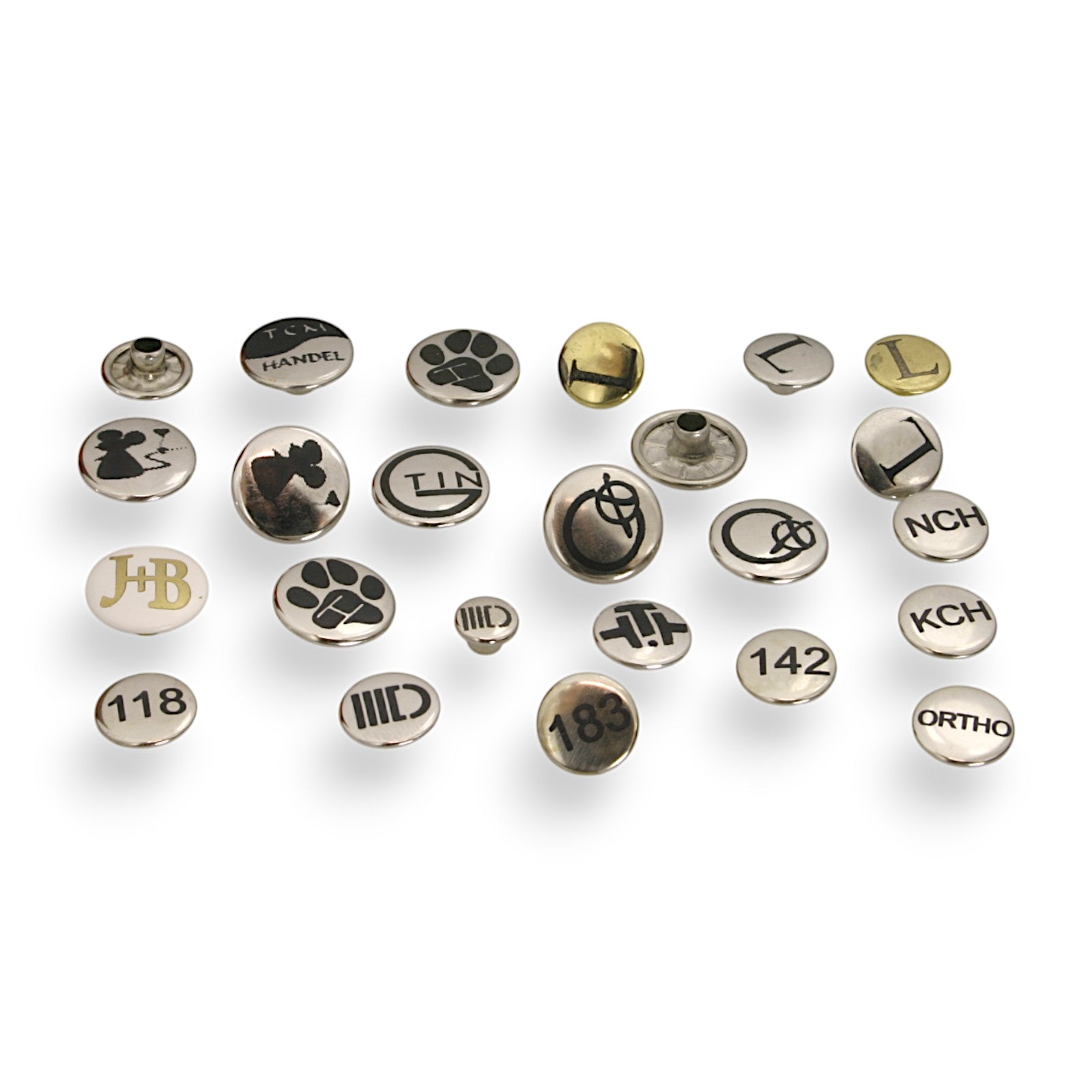 100x personalisierte individuelle Nieten mit Logo in verschiedenen größen
