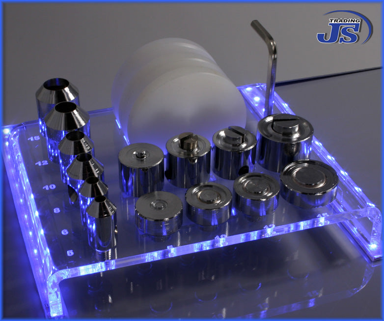 Ösen-Werkzeug und Stanzen-Set als Starterset für eine Handpresse D5-15mm